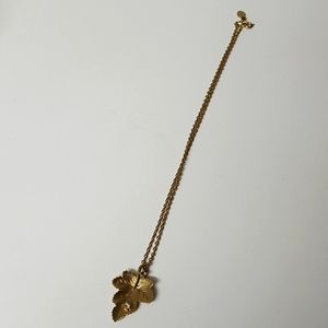 Vintage Avon Gold Tone Leaf with clear rhinestone necklace